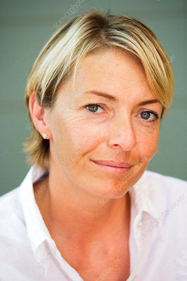 Elin<em>.L</em>